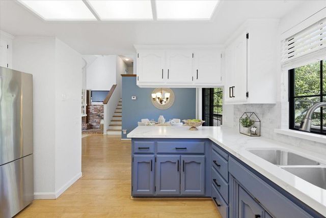 7095 Murdock Way, Carmichael, CA 95608