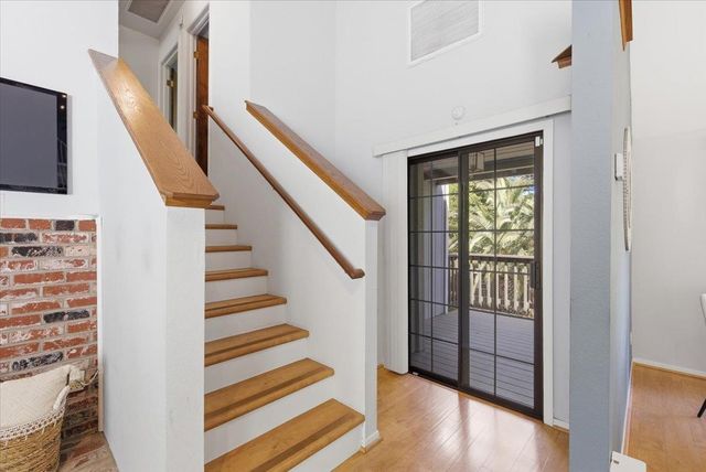 7095 Murdock Way, Carmichael, CA 95608