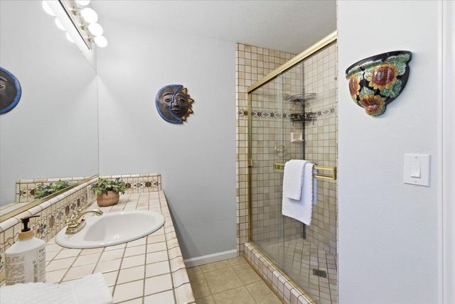 7095 Murdock Way, Carmichael, CA 95608