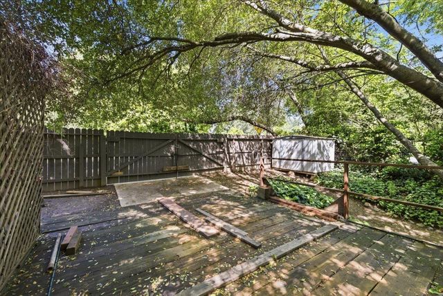 7095 Murdock Way, Carmichael, CA 95608