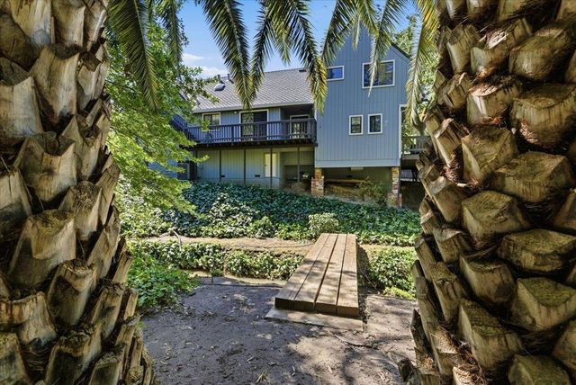 7095 Murdock Way, Carmichael, CA 95608