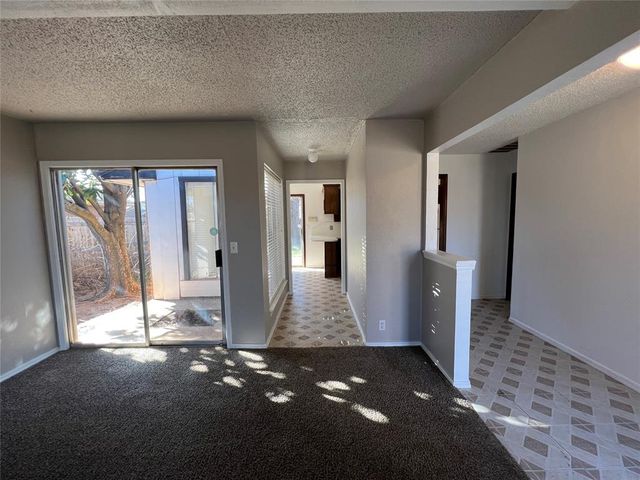 1017 S Neptune Street, Edmond, OK 73003