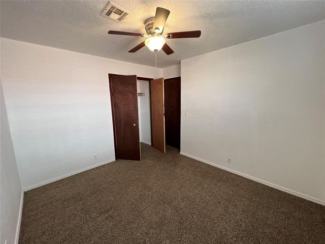 1017 S Neptune Street, Edmond, OK 73003