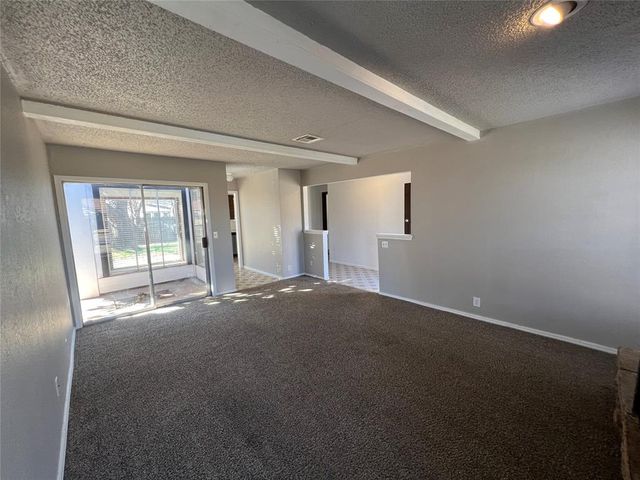 1017 S Neptune Street, Edmond, OK 73003