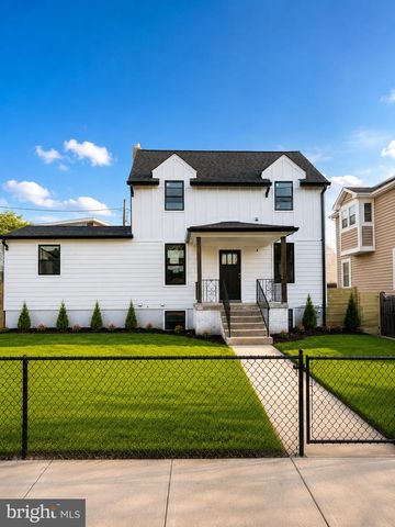 3110 NEWTON ST NE, Washington, DC 20018