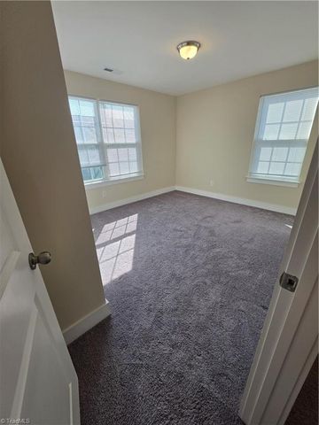 1751 Eastfall Street, Kernersville, NC 27284