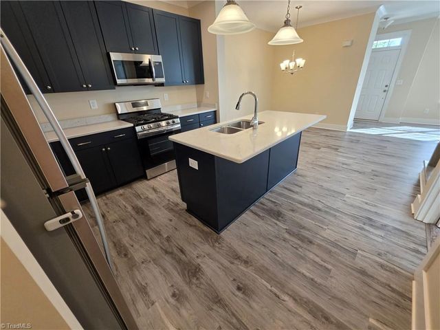 1751 Eastfall Street, Kernersville, NC 27284