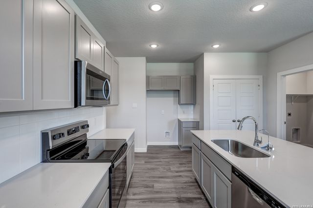 4342 HOBBITON WAY, New Braunfels, TX 78130