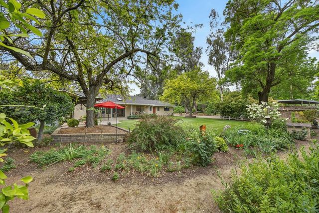 35670 Yellowstone Ave, Davis, CA 95616