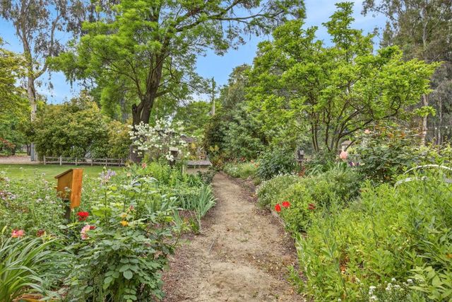 35670 Yellowstone Ave, Davis, CA 95616