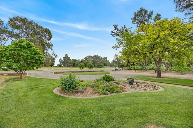 35670 Yellowstone Ave, Davis, CA 95616