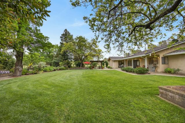 35670 Yellowstone Ave, Davis, CA 95616