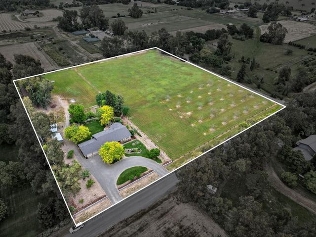 35670 Yellowstone Ave, Davis, CA 95616