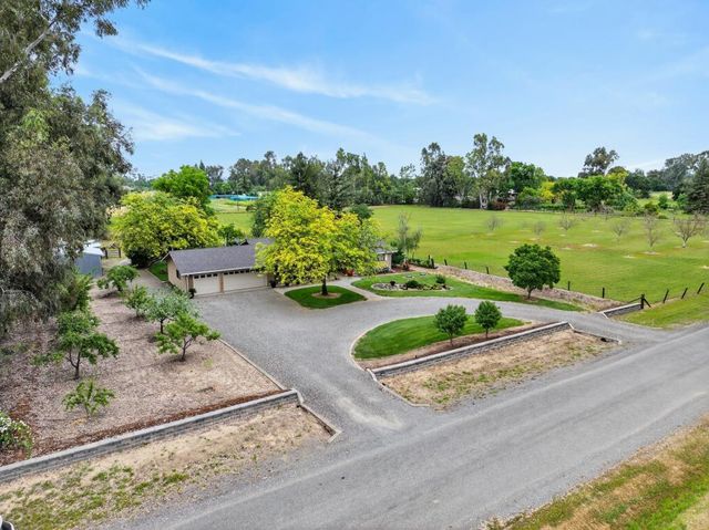 35670 Yellowstone Ave, Davis, CA 95616