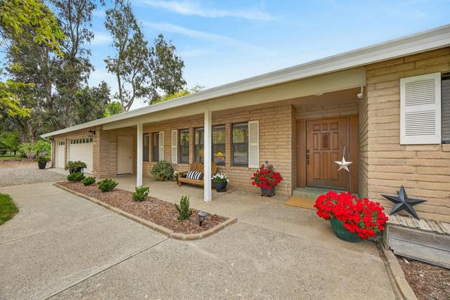 35670 Yellowstone Ave, Davis, CA 95616