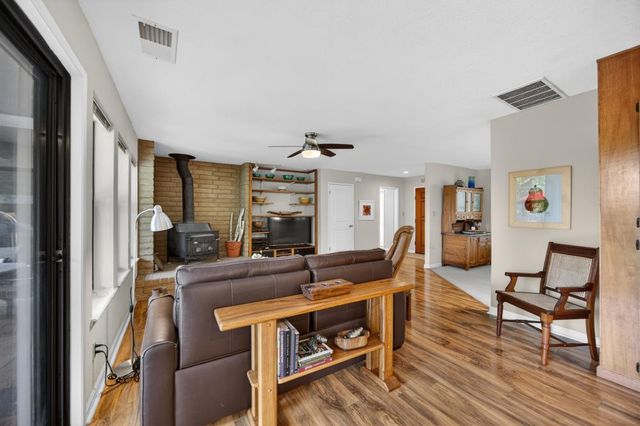 35670 Yellowstone Ave, Davis, CA 95616