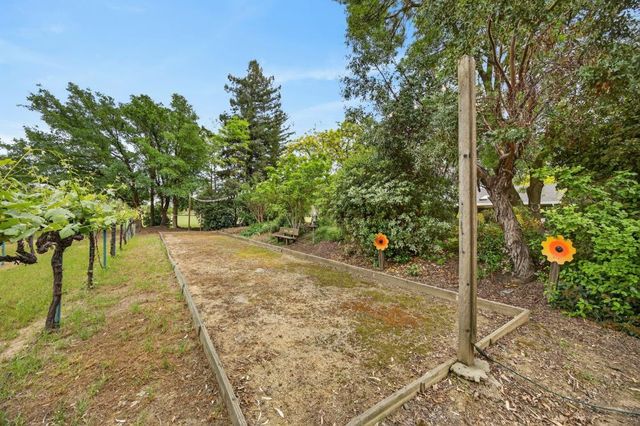 35670 Yellowstone Ave, Davis, CA 95616