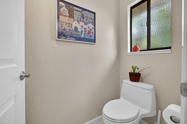 35670 Yellowstone Ave, Davis, CA 95616