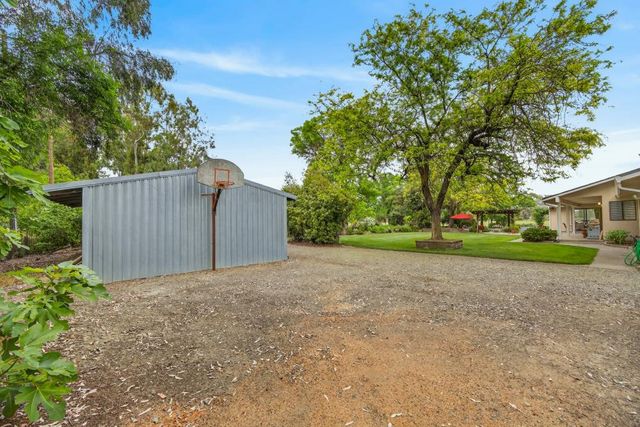 35670 Yellowstone Ave, Davis, CA 95616