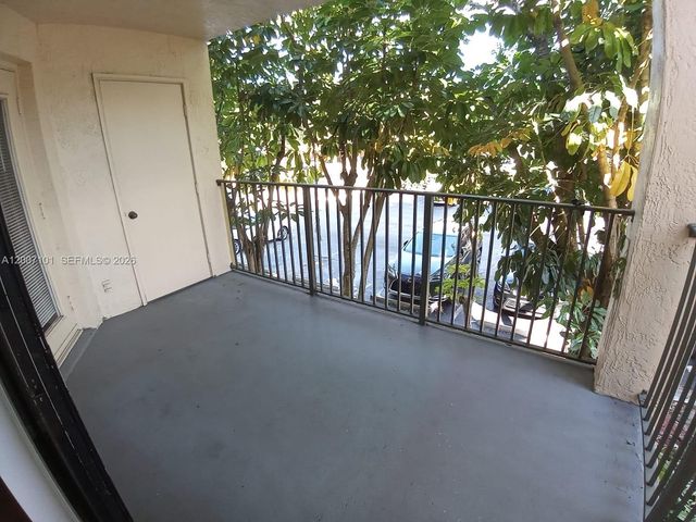 9999 Summerbreeze Dr 504, Sunrise, FL 33322