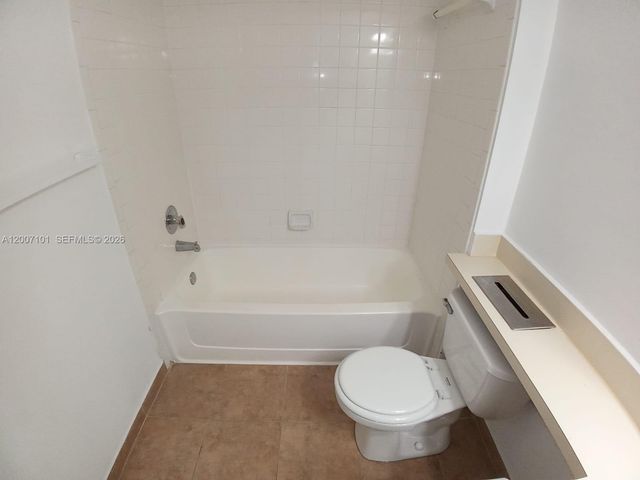 9999 Summerbreeze Dr 504, Sunrise, FL 33322