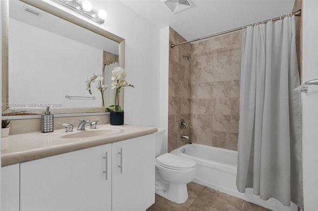 7900 Harbor Island Drive 610, North Bay Village, FL 33141