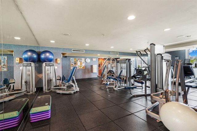 7900 Harbor Island Drive 610, North Bay Village, FL 33141