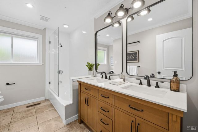 213 Kaanapali Dr, Napa, CA 94558