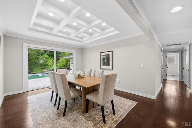 213 Kaanapali Dr, Napa, CA 94558