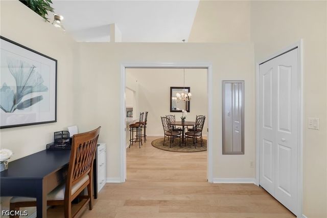 8009 San Vista CIR, Naples, FL 34109