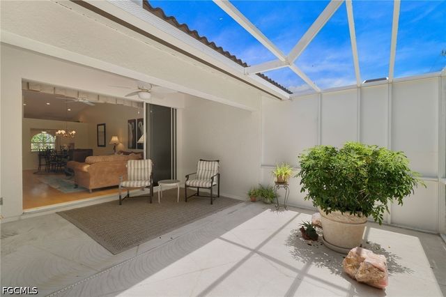 8009 San Vista CIR, Naples, FL 34109