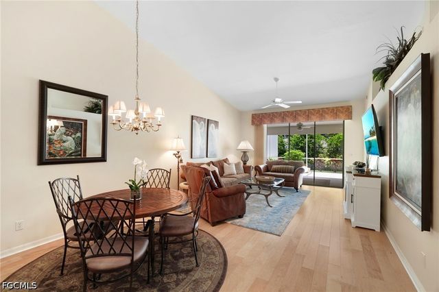 8009 San Vista CIR, Naples, FL 34109