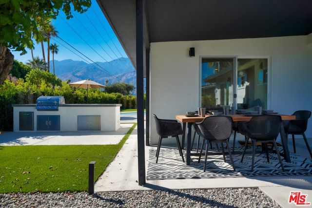 3841 E Camino Parocela, Palm Springs, CA 92264