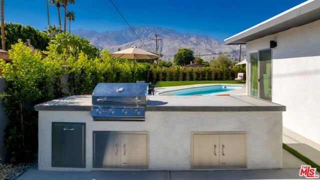 3841 E Camino Parocela, Palm Springs, CA 92264