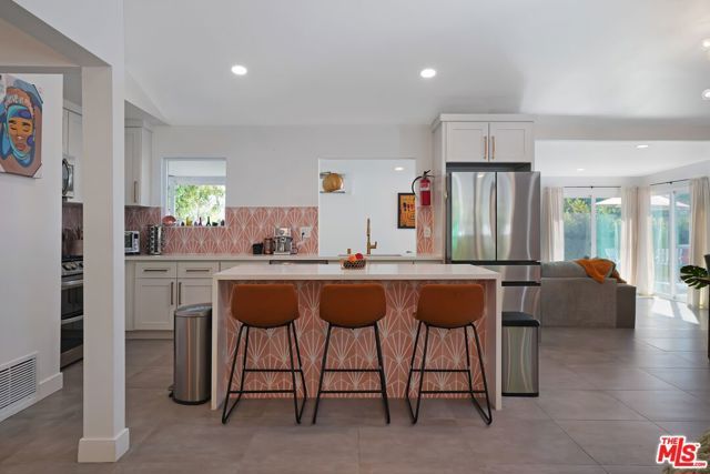 3841 E Camino Parocela, Palm Springs, CA 92264