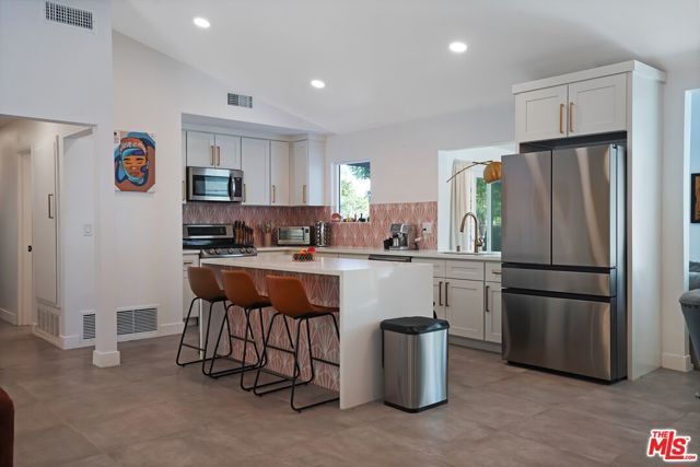 3841 E Camino Parocela, Palm Springs, CA 92264