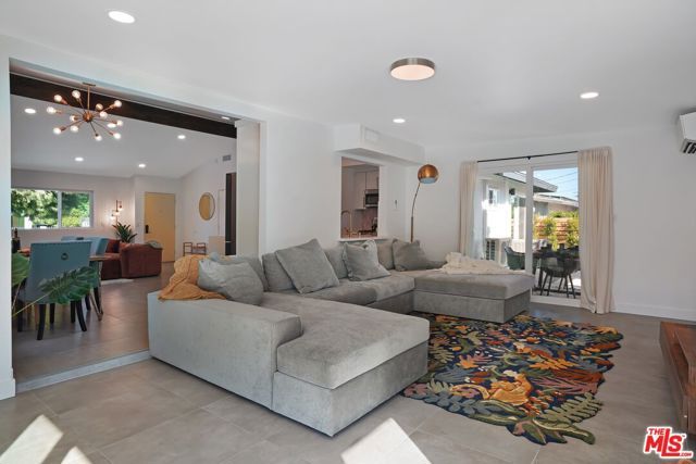 3841 E Camino Parocela, Palm Springs, CA 92264