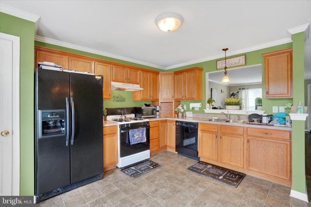 2756 SEABISCUIT ST #17A, York, PA 17402