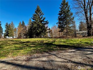 62 Beach Way, Hat Island, WA 98206