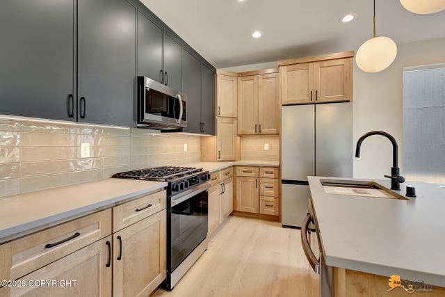 13841 E Doc McKinley Avenue, Palmer, AK 99645
