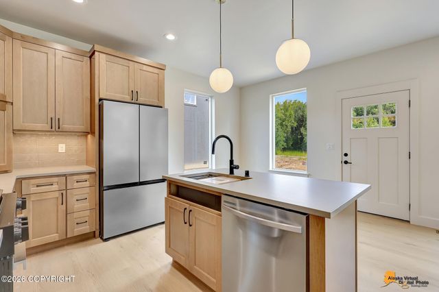 13841 E Doc McKinley Avenue, Palmer, AK 99645