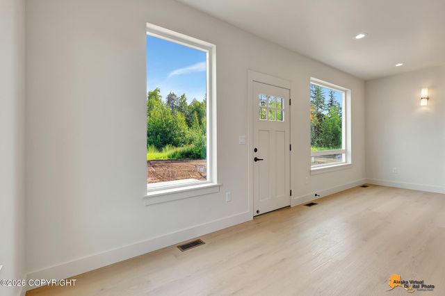 13841 E Doc McKinley Avenue, Palmer, AK 99645