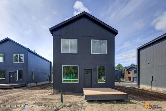 13841 E Doc McKinley Avenue, Palmer, AK 99645