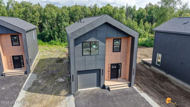 13841 E Doc McKinley Avenue, Palmer, AK 99645
