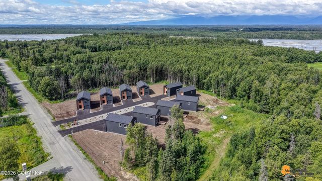 13841 E Doc McKinley Avenue, Palmer, AK 99645