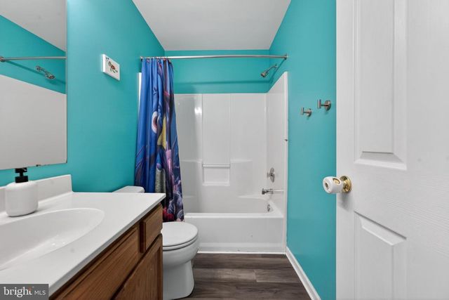 3 BIRCHGROVE RD, Newark, DE 19702