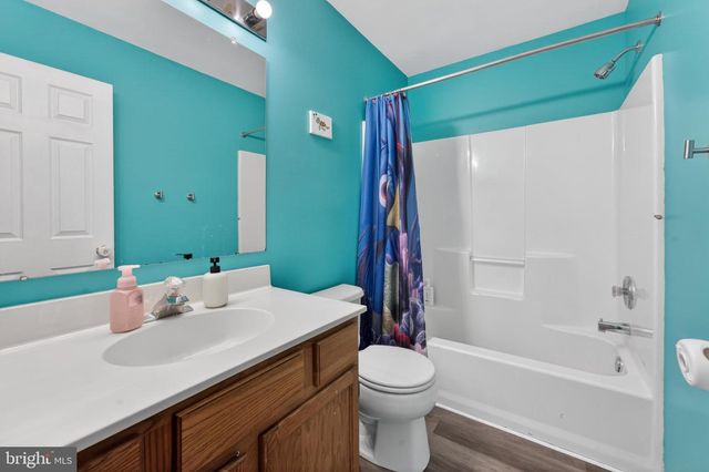 3 BIRCHGROVE RD, Newark, DE 19702