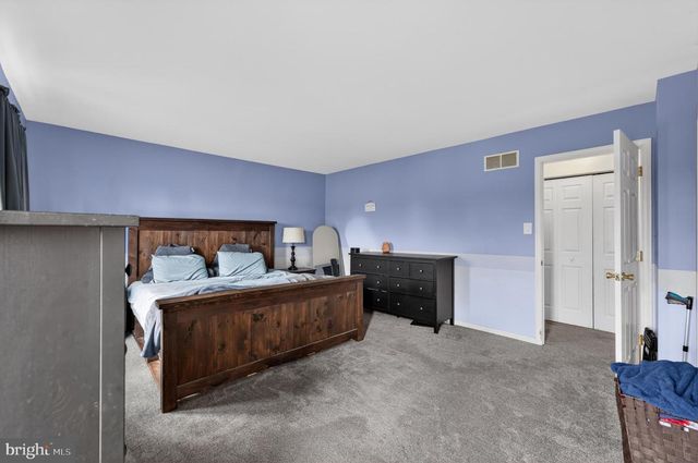 3 BIRCHGROVE RD, Newark, DE 19702