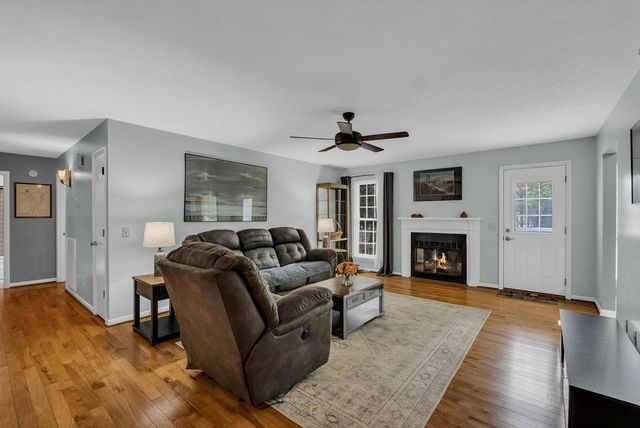595 Laurel Park Cir, Cookeville, TN 38501