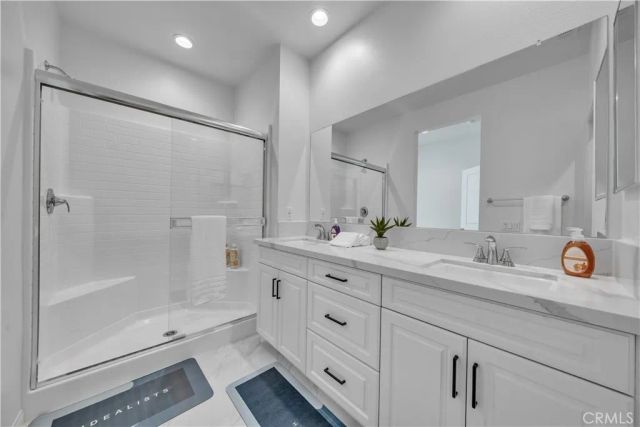 527 W Victor Ave, Anaheim, CA 92801